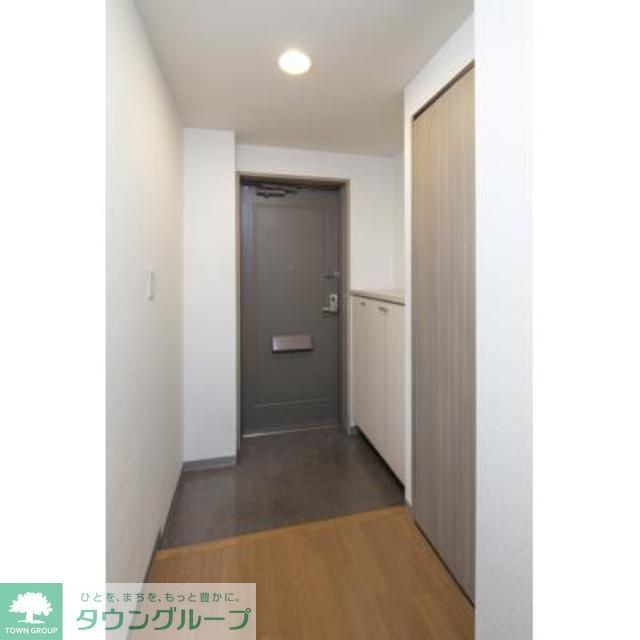 玄関　※写真は同タイプ住戸です。