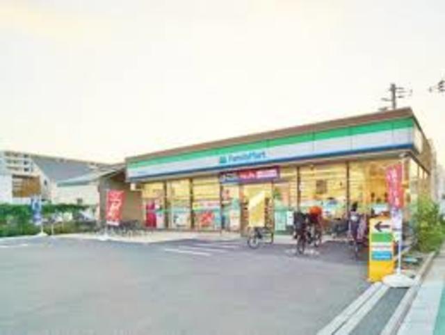 コンビニ　ファミリーマート板橋台橋通り店（コンビニ）まで336m