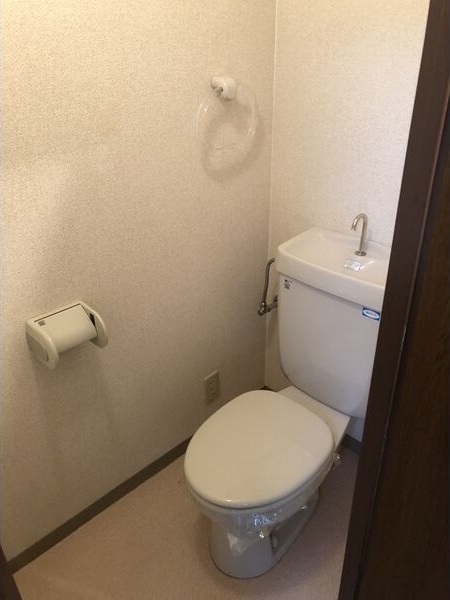 トイレ　名古屋で一番初期費用の安い賃貸専門の不動産会社です(^^)