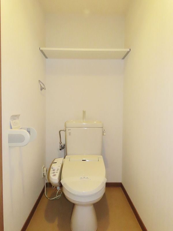 トイレ　ゆったりとした空間のトイレです