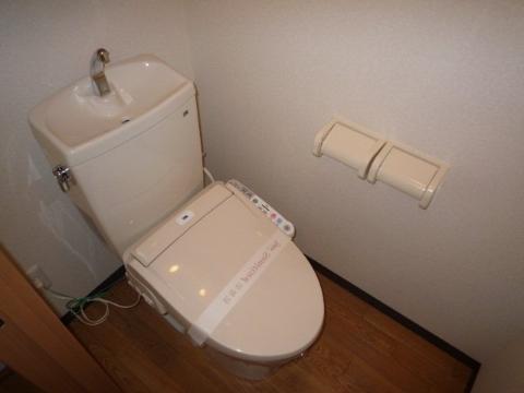 トイレ　シャワー付トイレ