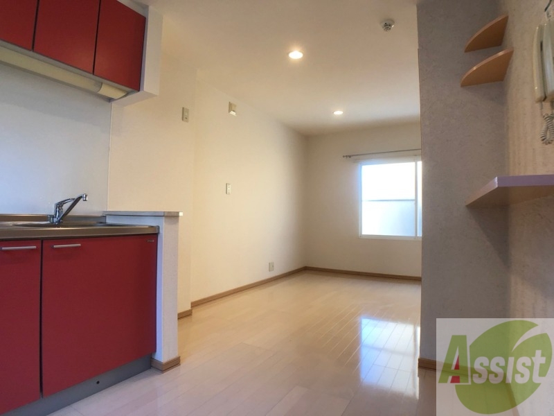 居室・リビング　広くてキレイなお部屋が広がっていて、充実した生活が送れそう。