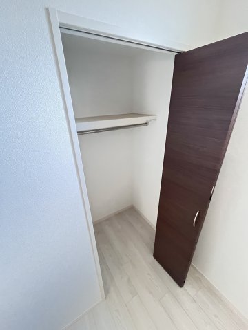 ＪＲ片町線 放出駅 徒歩12分 3階建 築1年の内装写真