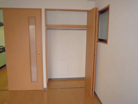 収納　クローゼット