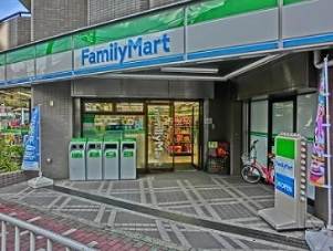 コンビニ　ファミリーマート 横浜浜松町店（コンビニ）まで281m