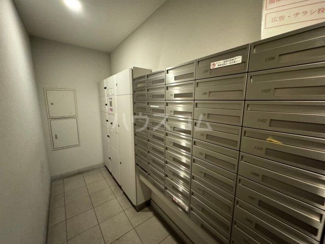 プラウドフラット新大阪の外観写真