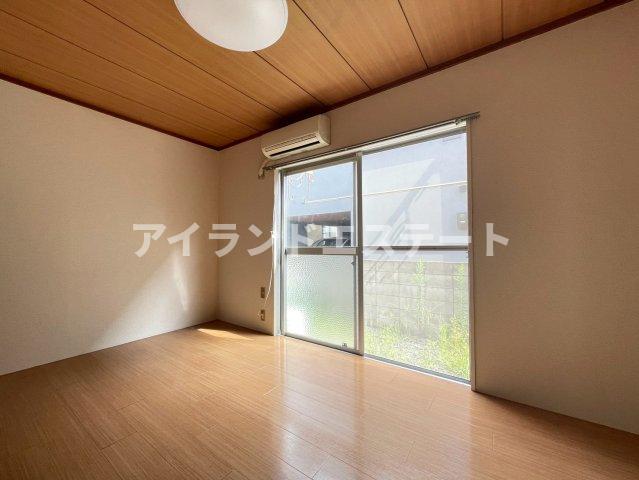 居室・リビング　※別号室参考写真