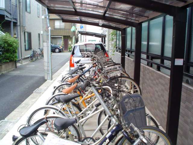 その他共有部分　駐輪場完備