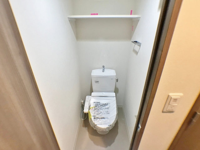 プレサンス三宮ポルトのトイレ写真