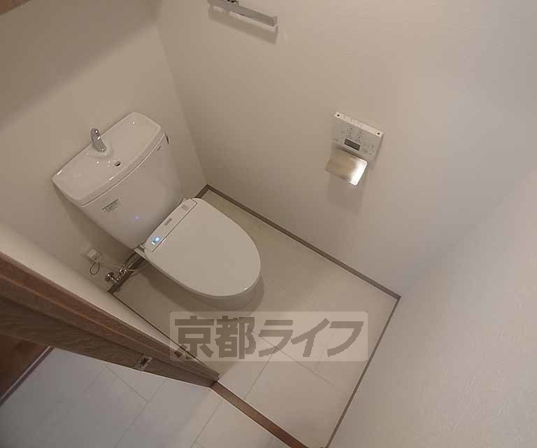トイレ　清潔感のある洋式トイレ。