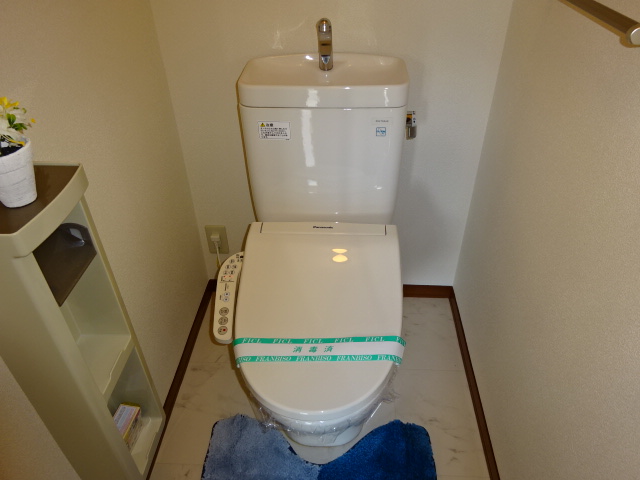トイレ　ウォシュレット