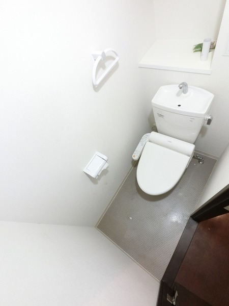 ウインズコート新北野のトイレ写真