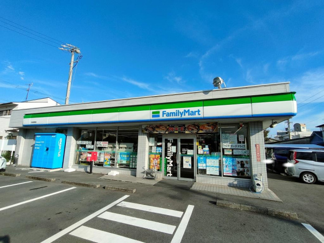 コンビニ　ファミリーマート浜松蜆塚店（コンビニ）まで628m