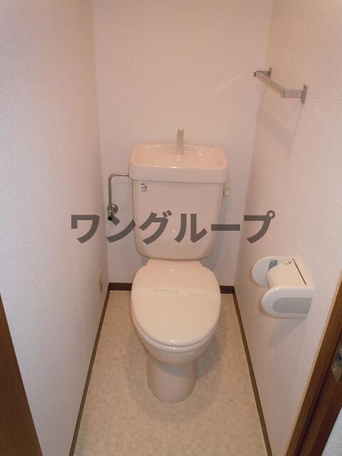 東京メトロ副都心線 雑司が谷駅 徒歩2分 7階建 築27年のトイレ写真
