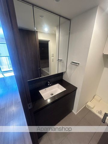 ザ・パークハビオ新御徒町の内装写真