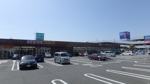 スーパー　イズミヤ 御影店（スーパー）まで397m