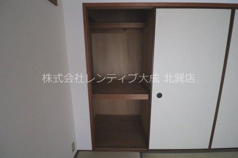 地下鉄千日前線 小路駅 徒歩3分 4階建 築42年の内装写真