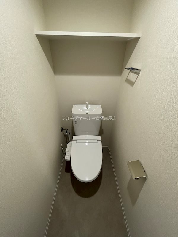 プレサンス上前津エレスタのトイレ写真