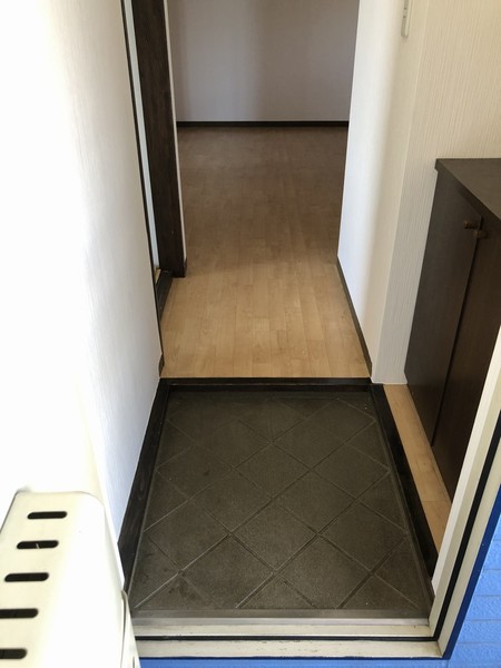 レジデンス明和Bの玄関写真
