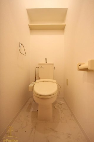 地下鉄堺筋線 堺筋本町駅 徒歩3分 10階建 築27年のトイレ写真