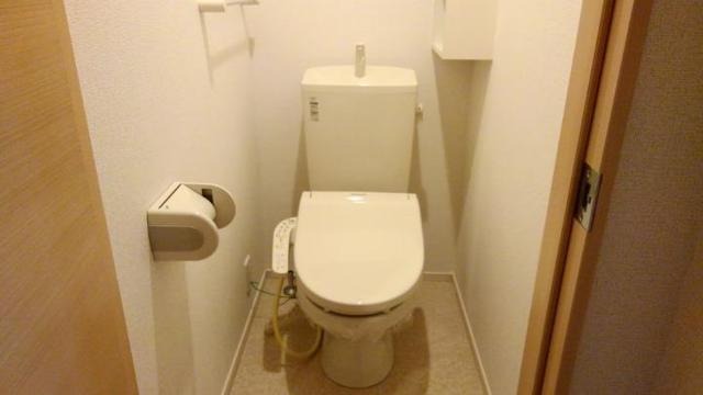 トイレ　図面と現状に相違がある場合には現状を優先
