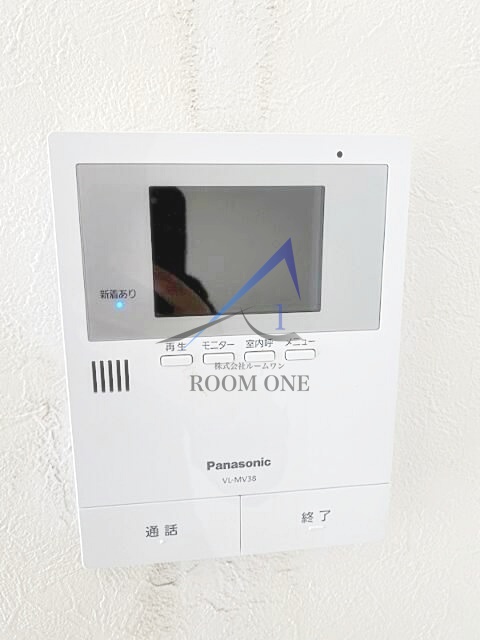 セキュリティ　モニター付きインターホンです。
