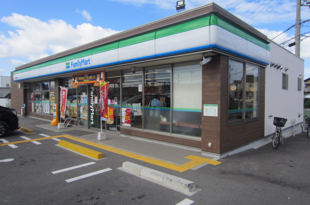 コンビニ　ファミリーマート 泉佐野長滝店（コンビニ）まで625m