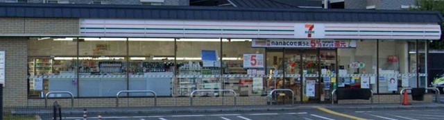 コンビニ　セブンイレブン　京都福王子店（コンビニ）まで667m