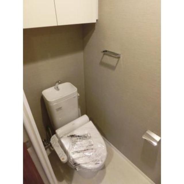 トイレ　落ち着いたトイレです
