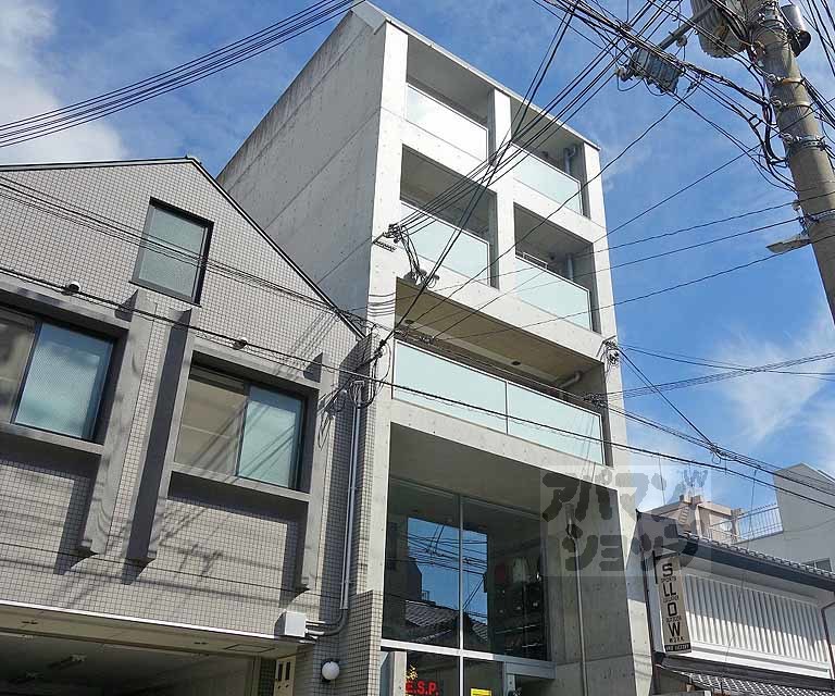 ZEZE御幸町の外観写真
