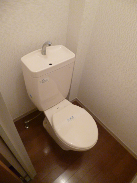 ハーフムーンのトイレ写真