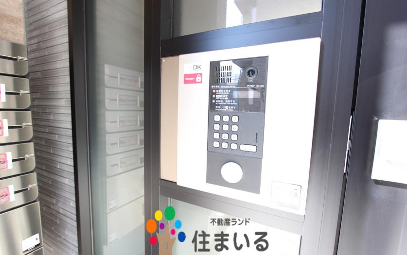 エントランス　※写真は同型タイプとなります