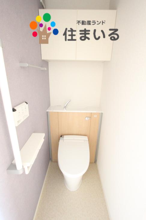 トイレ　※写真は同型タイプとなります