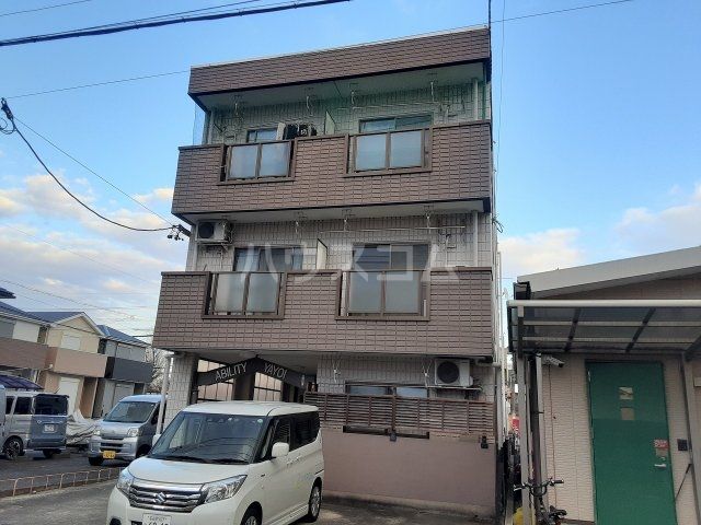 名古屋市南区弥生町のマンションの建物外観