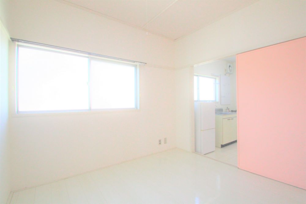 その他部屋・スペース　白を基調にした明るい室内♪