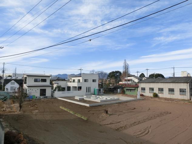 眺望　スーパー・コンビニも充実した立地です♪