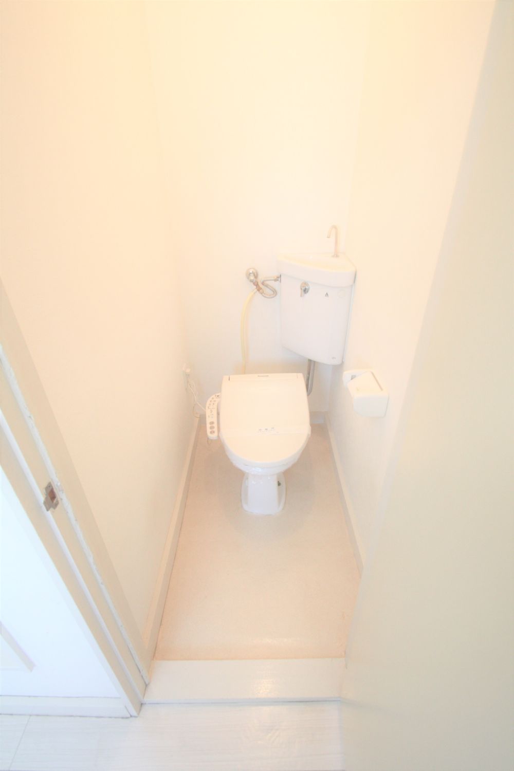 トイレ　ウォッシュレット標準装備です♪