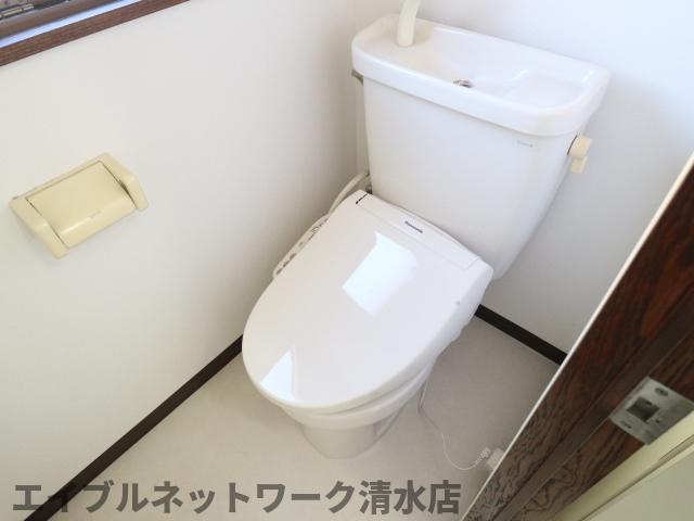 【静岡市清水区蜂ヶ谷のマンションのトイレ】