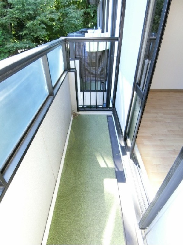 バルコニー　図面と現状に相違がある場合には現状を優先