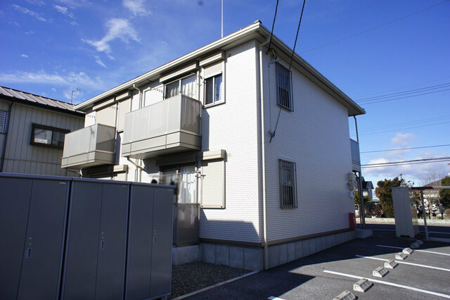 塩谷郡高根沢町宝積寺のアパートの建物外観