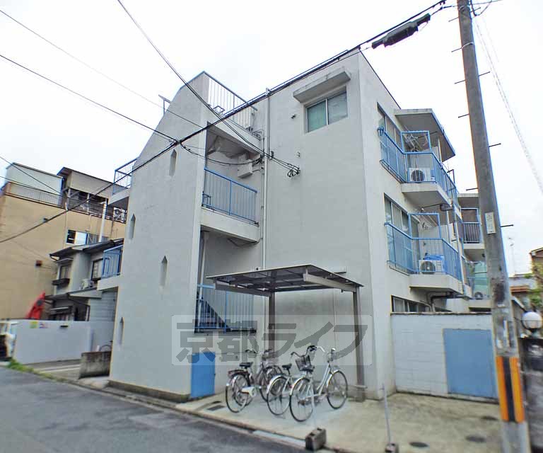 京都市左京区一乗寺塚本町のマンションの建物外観