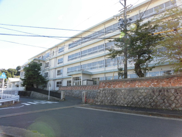 【Apartment NAKAYAの小学校】