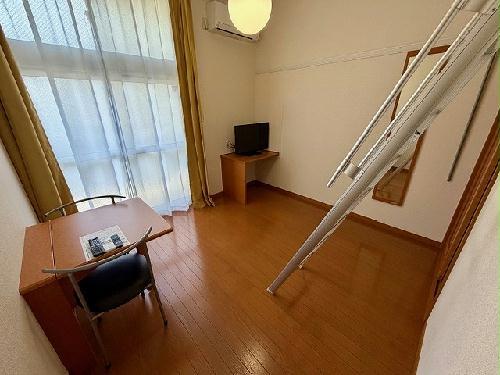 居室・リビング　設備・仕様は号室により異なる為、現状を優先いたします