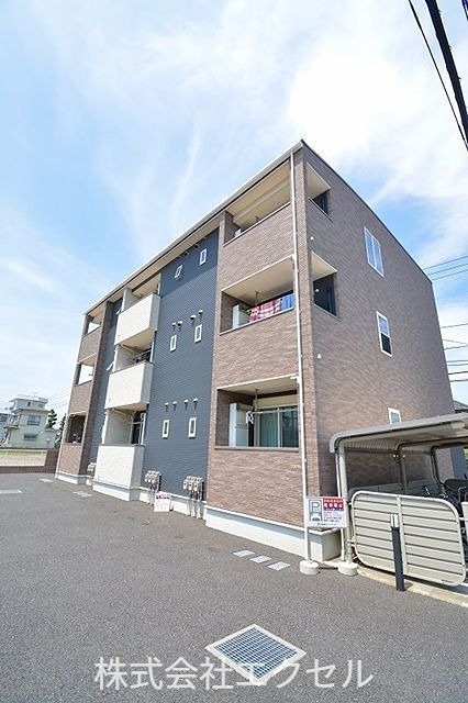建物外観　小作駅徒歩6分です。