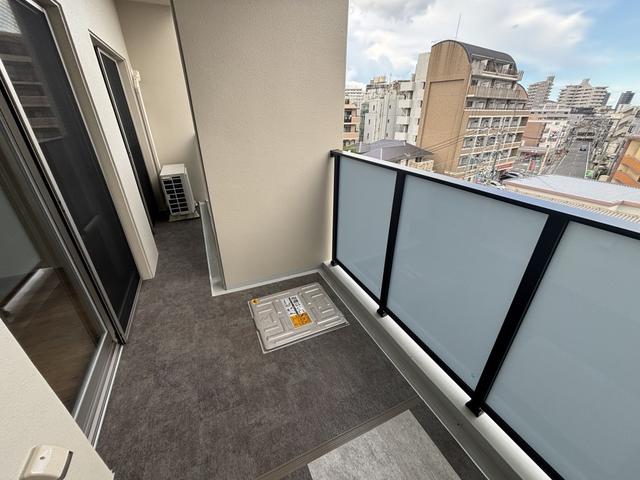 バルコニー　【バルコニー】同タイプの５階から撮影