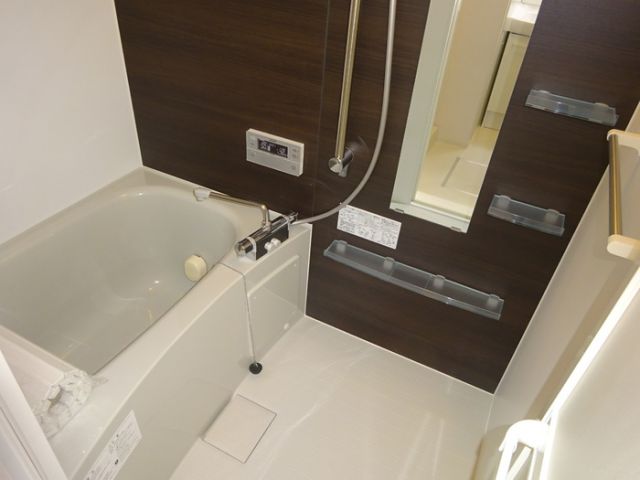 バス・シャワールーム