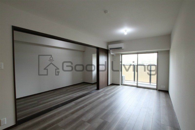 居室・リビング　ここで楽しい食事の時間