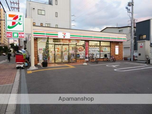 コンビニ　セブンイレブン（コンビニ）まで491m
