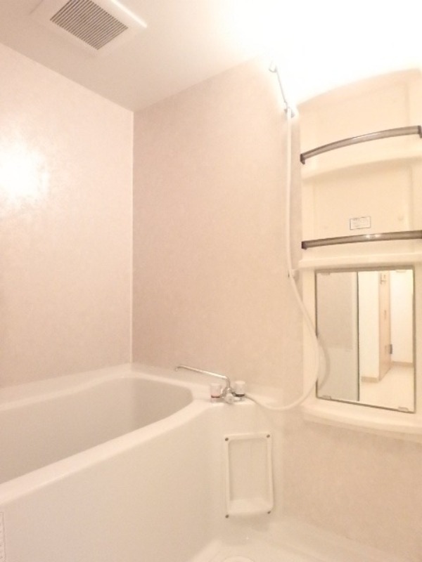 バス・シャワールーム　図面と現状に相違がある場合には現状を優先