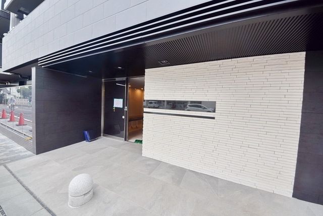 エントランス　★お部屋探しはタウンハウジング稲田堤店まで★
